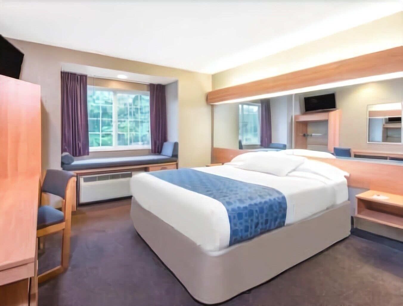 Microtel Inn & Suites By Wyndham Hazelton/Bruceton Mills Экстерьер фото